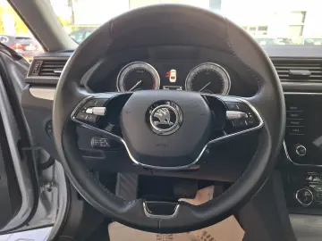 Skoda Superb Ambition 1.5TSI 150CP DSG