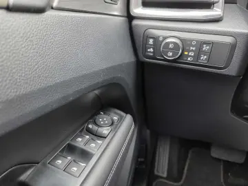 Amarok Aventura 3.0 TDI+AHK+Leder+HarmanKardon