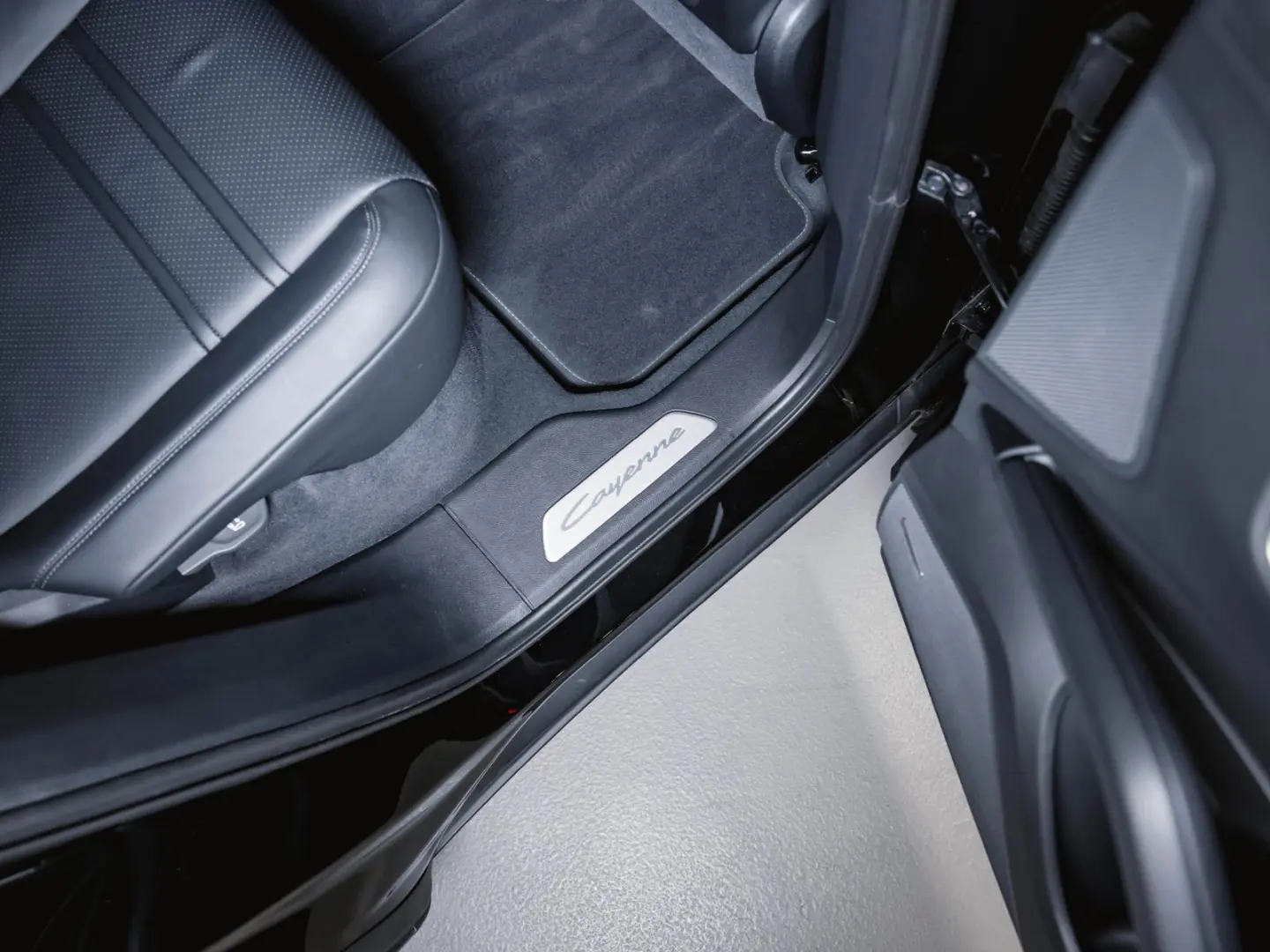 Cayenne S E-Hybrid Coupé Sportabgasanlage