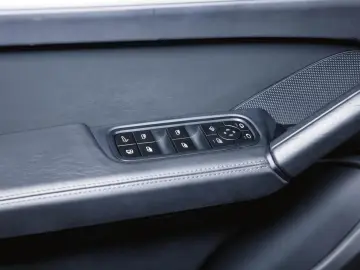 Cayenne S E-Hybrid Panorama Sport Design