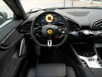 Purosangue 6.5 V12