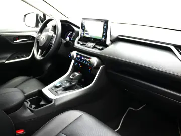 TOYOTA RAV4 HYBRID4X4 LUXURY PREMIUM AT