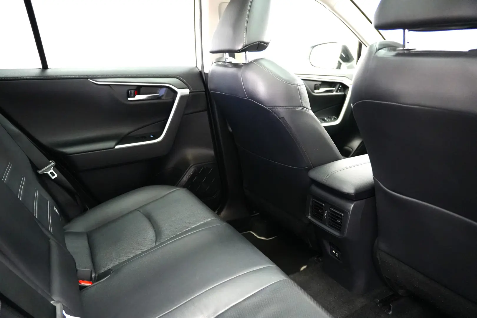 TOYOTA RAV4 HYBRID4X4 LUXURY PREMIUM AT