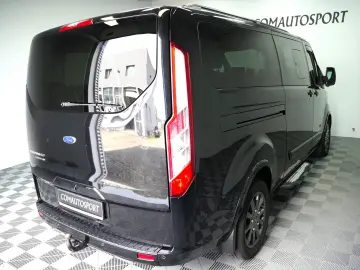 FORD TRANSIT CUSTOM 7+1 AT