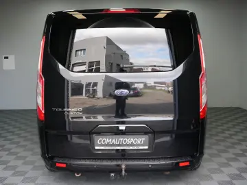 FORD TRANSIT CUSTOM 7+1 AT