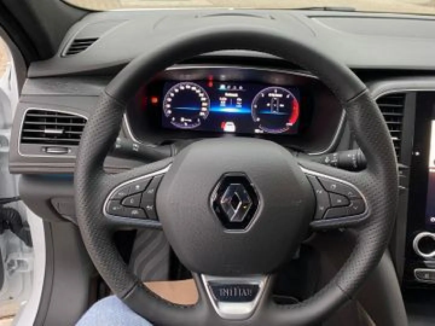 Talisman Initiale Paris blue 190 Automatik Navi