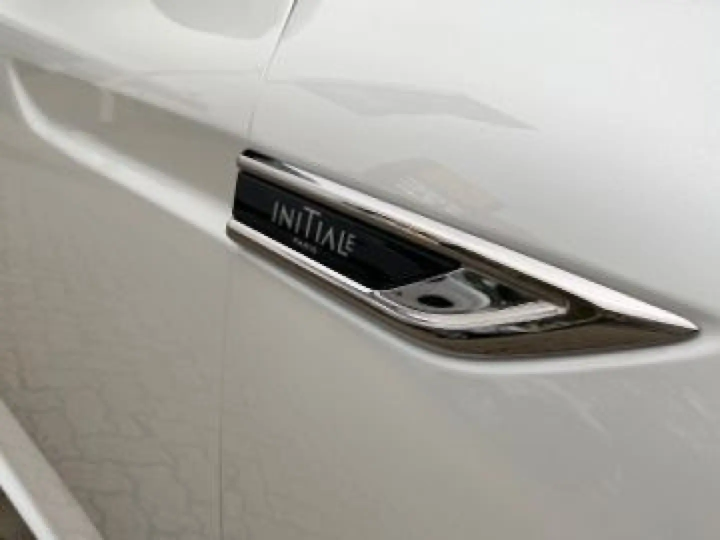 Talisman Initiale Paris blue 190 Automatik Navi