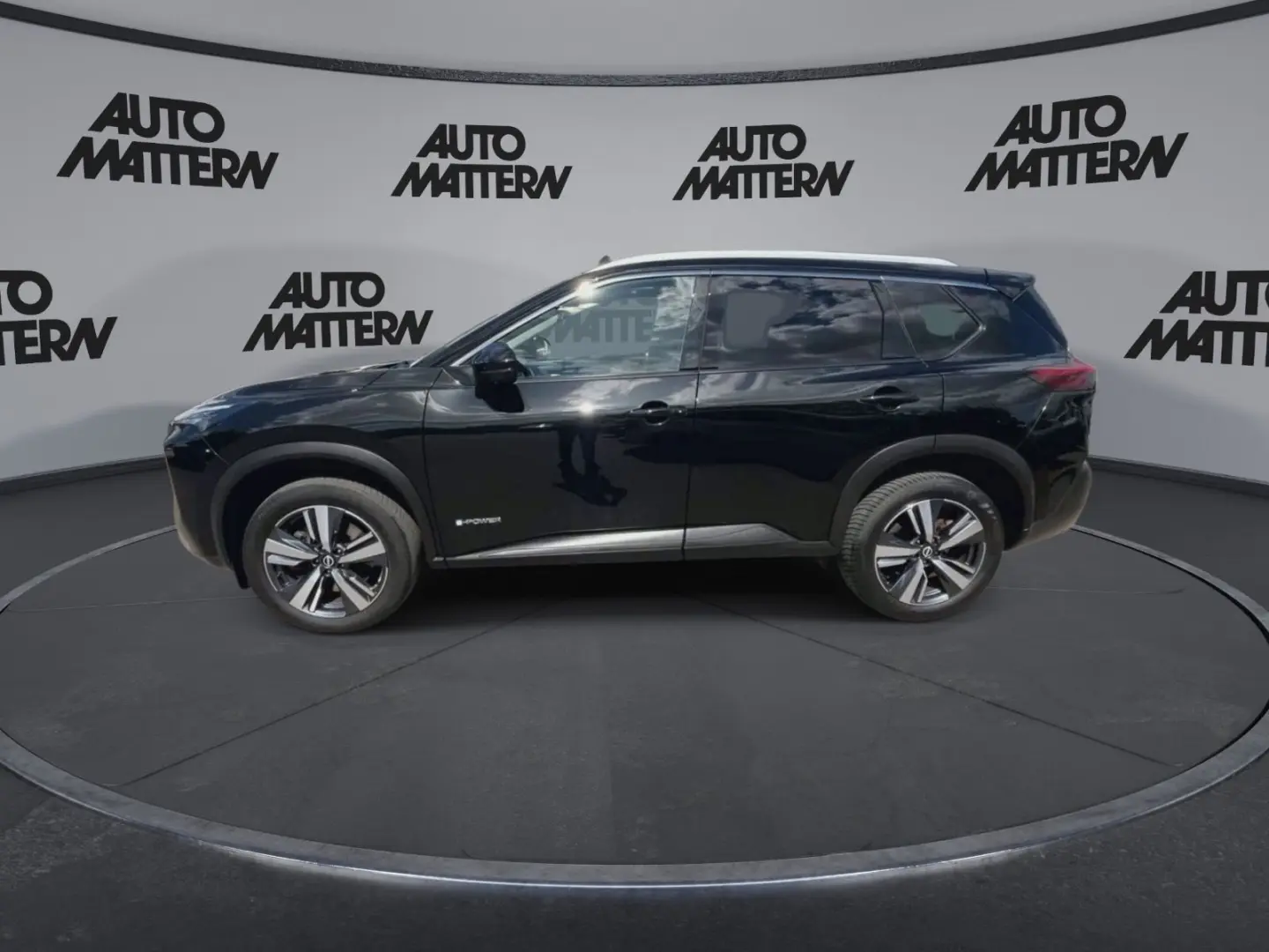 X-Trail Klimaaut.|SHZ vo+hinten|NAVI|Pano|LED