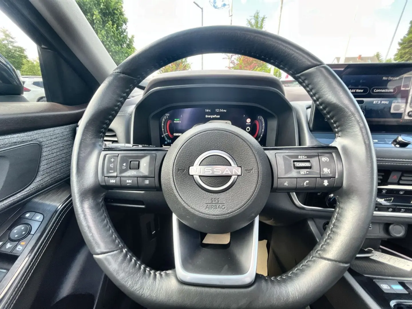 X-Trail Klimaaut.|SHZ vo+hinten|NAVI|Pano|LED