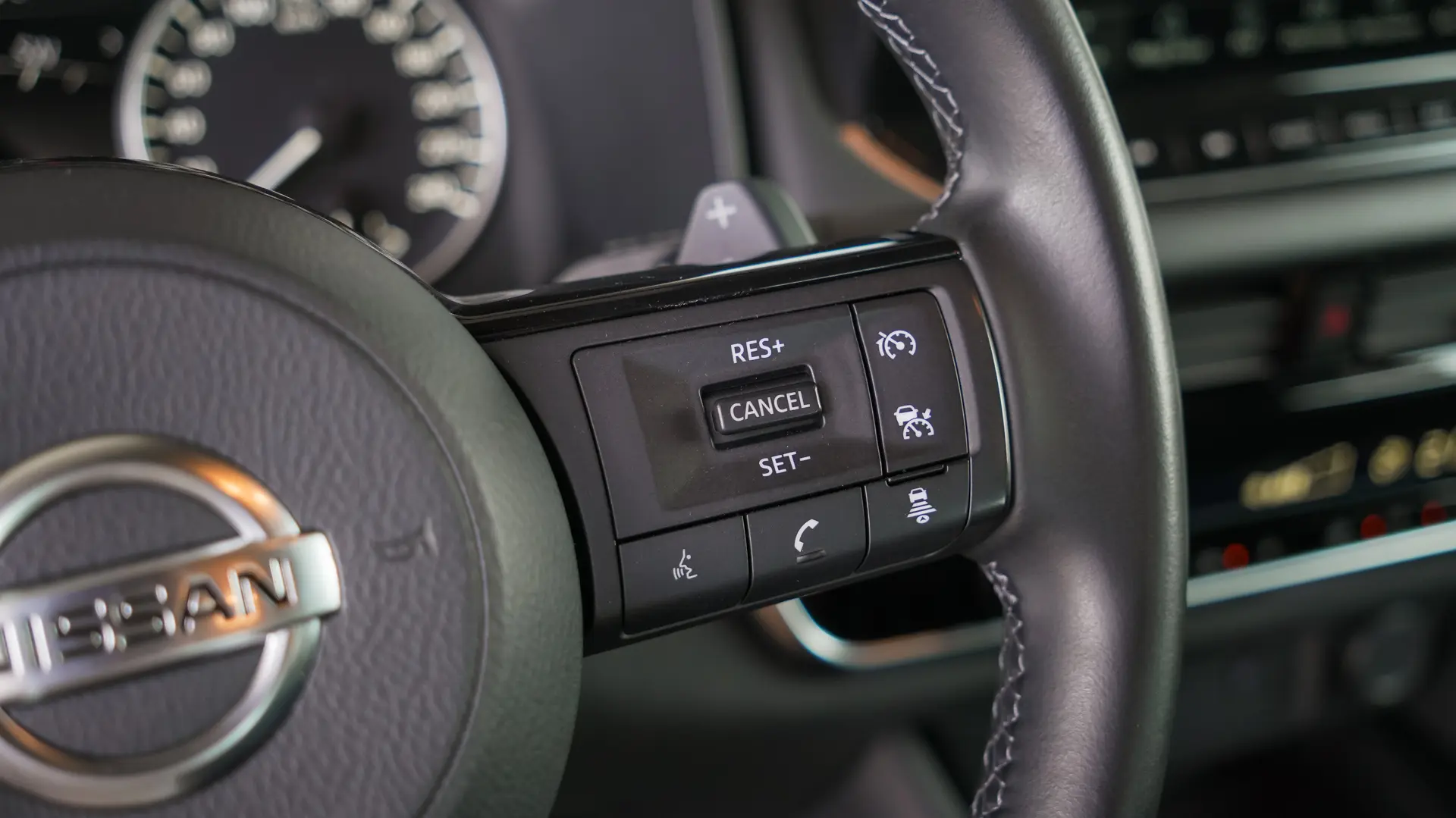 NISSAN QASHQAI 1.3 MHEV BUSINESS 2WD