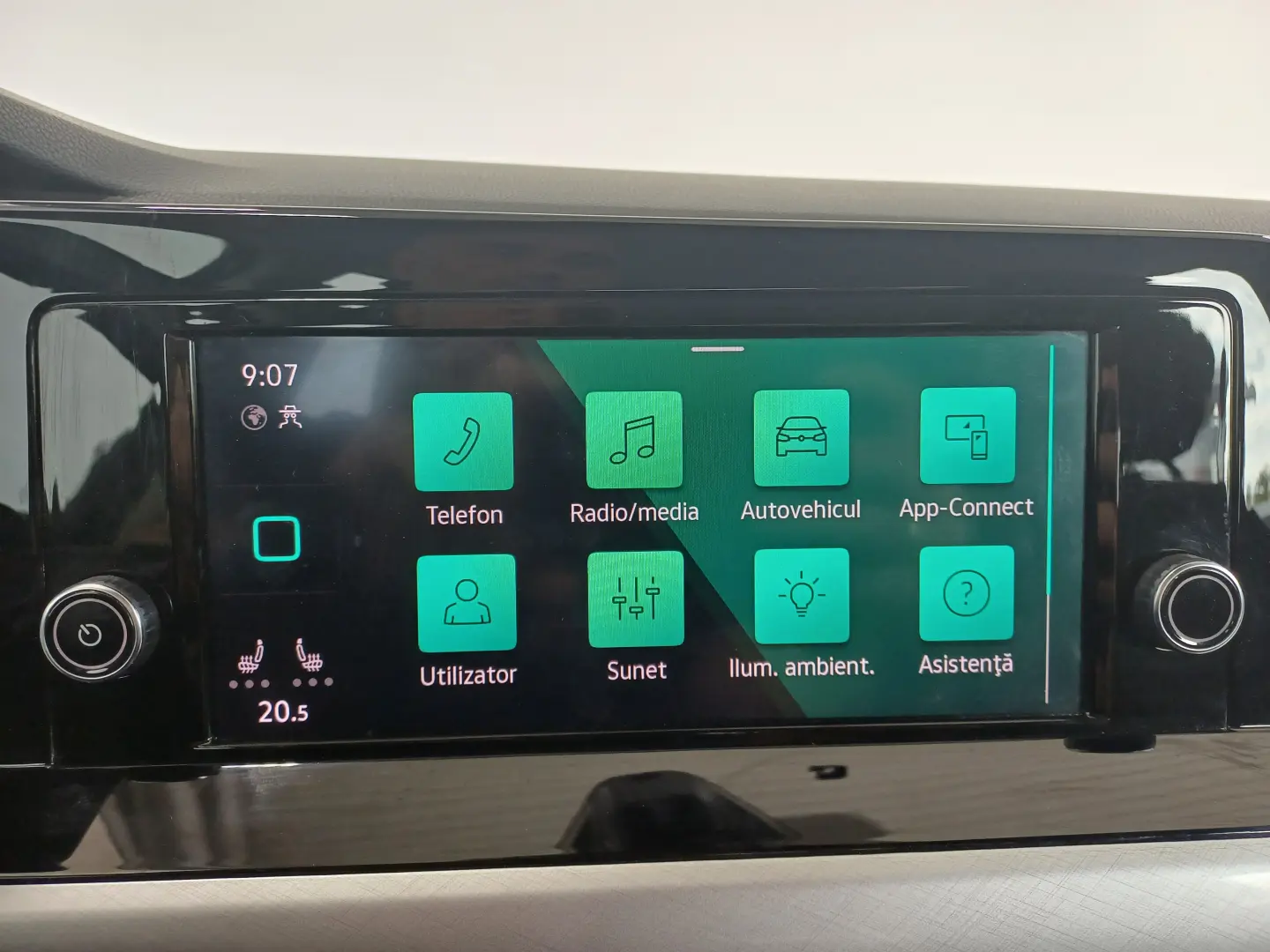 VW Golf Life 1.5 eTSI ACT DSG mild hybrid
