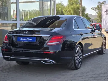 Mercedes-Benz E 220 d T 9G-TRONIC Exclusive