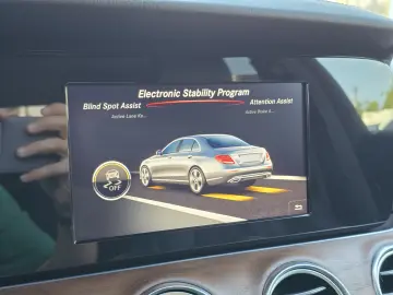 Mercedes-Benz E 220 d T 9G-TRONIC Exclusive