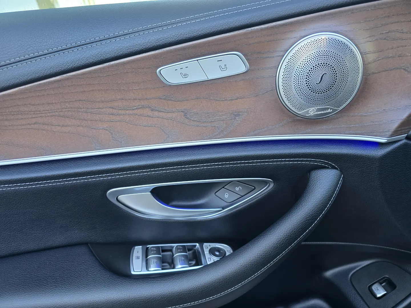 Mercedes-Benz E 220 d T 9G-TRONIC Exclusive
