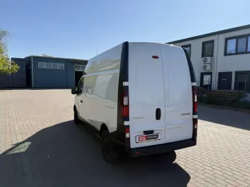 Renault Trafic 2.0 Blue dCi 146CP Authentique L2H2