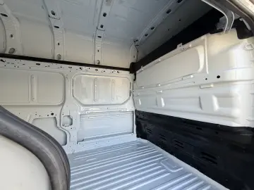 Renault Trafic 2.0 Blue dCi 146CP Authentique L2H2