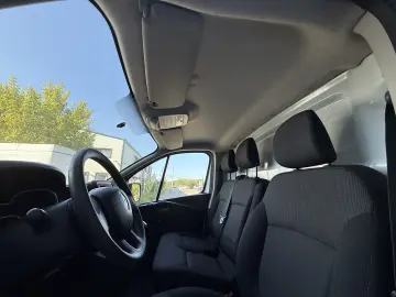 Renault Trafic 2.0 Blue dCi 146CP Authentique L2H2