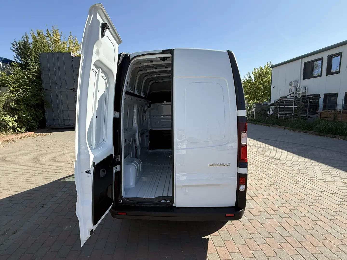 Renault Trafic 2.0 Blue dCi 146CP Authentique L2H2