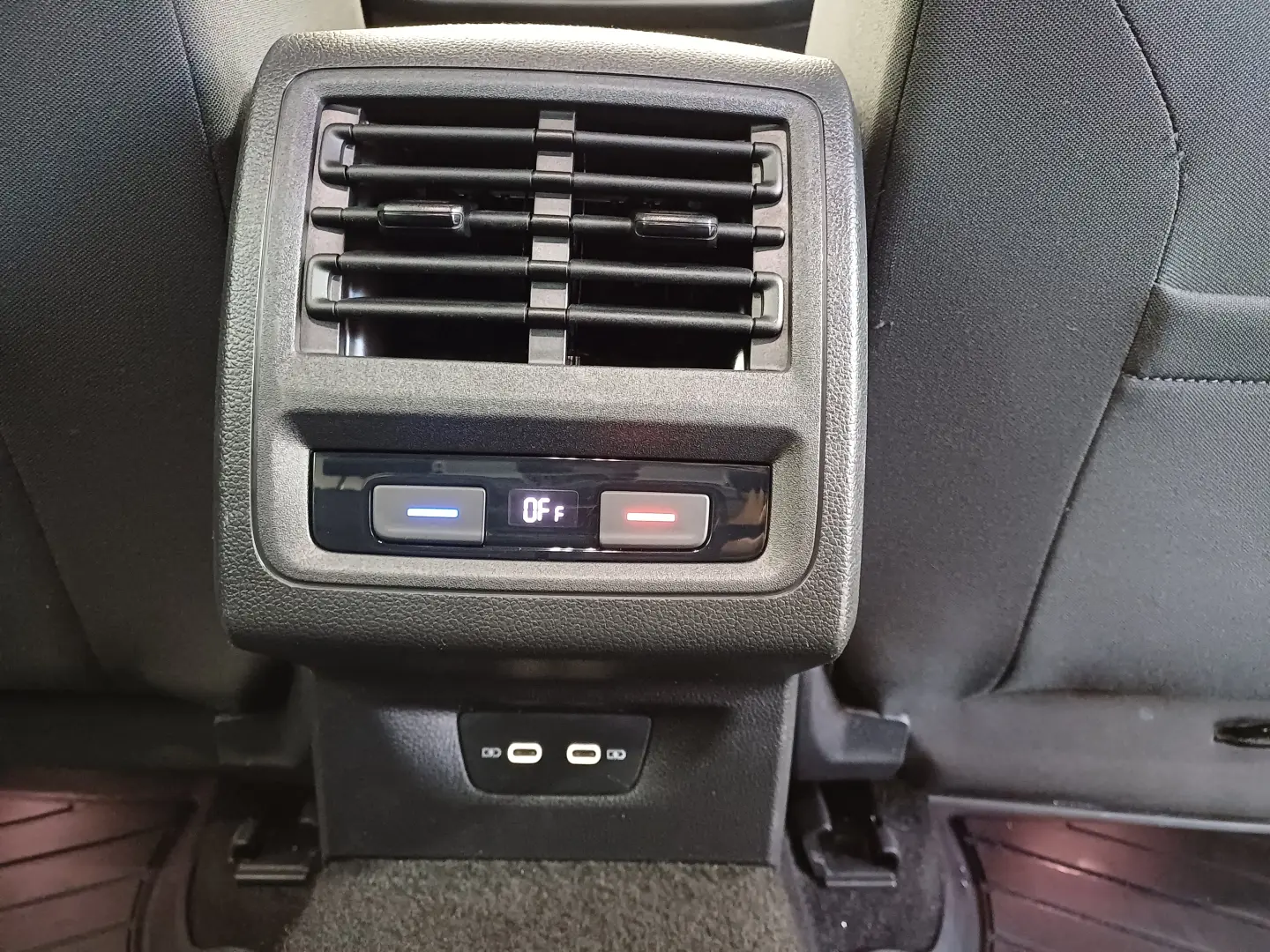 VW Golf Style 2.0TDI 150CP DSG