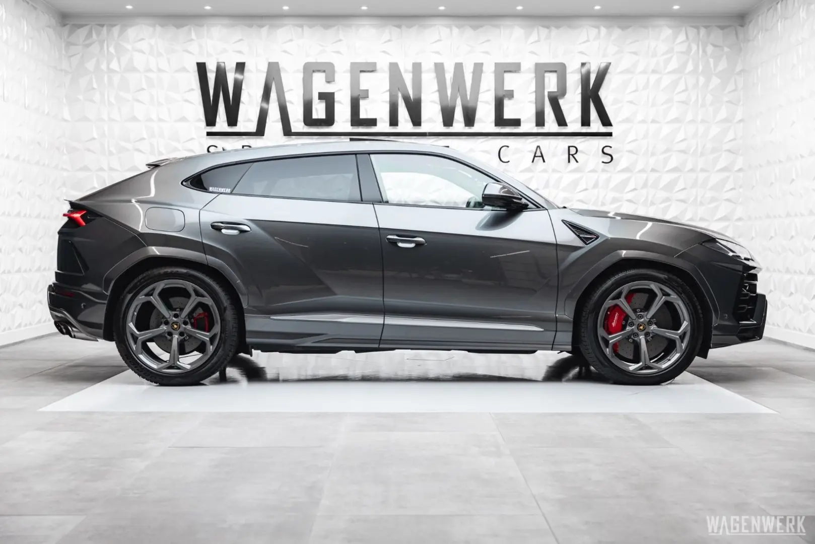 Urus 1.HAND Q-CITURA PANORAMA ACC HEAD-UP