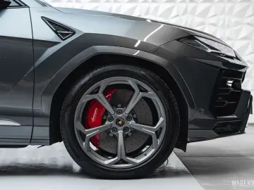 Urus 1.HAND Q-CITURA PANORAMA ACC HEAD-UP