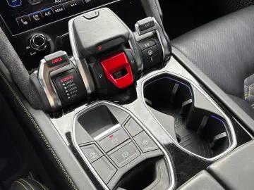 Urus 4.0 V8 Autom./23Zoll/HEADUP/KERAMIK/NACHTSI