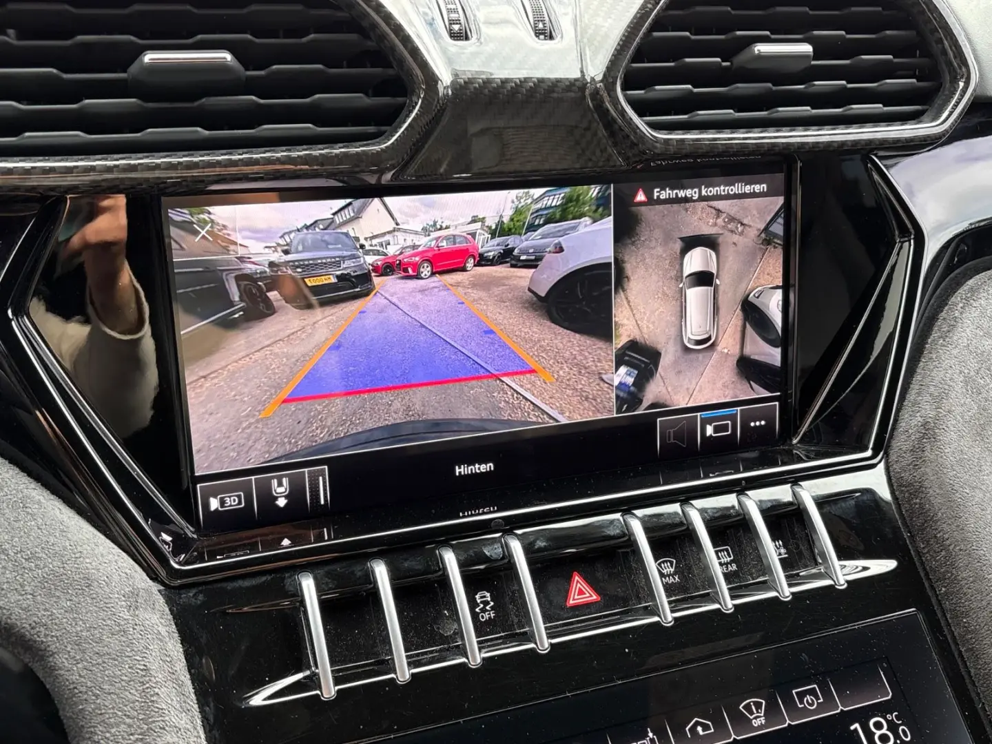 Urus 4.0 V8 Autom./23Zoll/HEADUP/KERAMIK/NACHTSI
