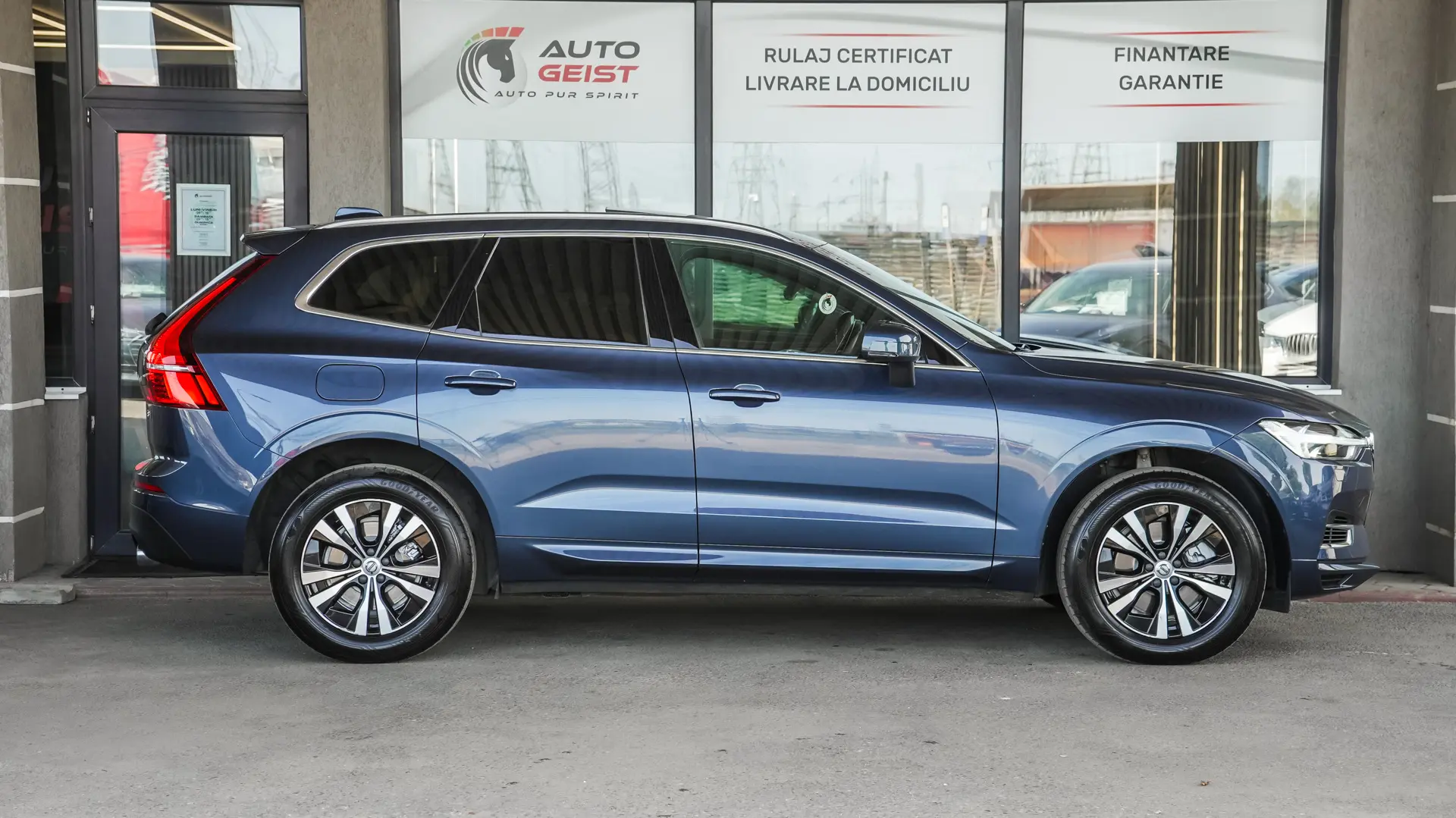 VOLVO XC60 T8 TWIN ENGINE AWD BUSSINES PLUS SPORT