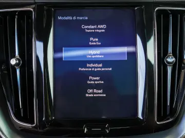 VOLVO XC60 T8 TWIN ENGINE AWD BUSSINES PLUS SPORT