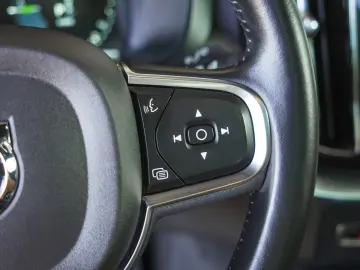VOLVO XC60 T8 TWIN ENGINE AWD BUSSINES PLUS SPORT