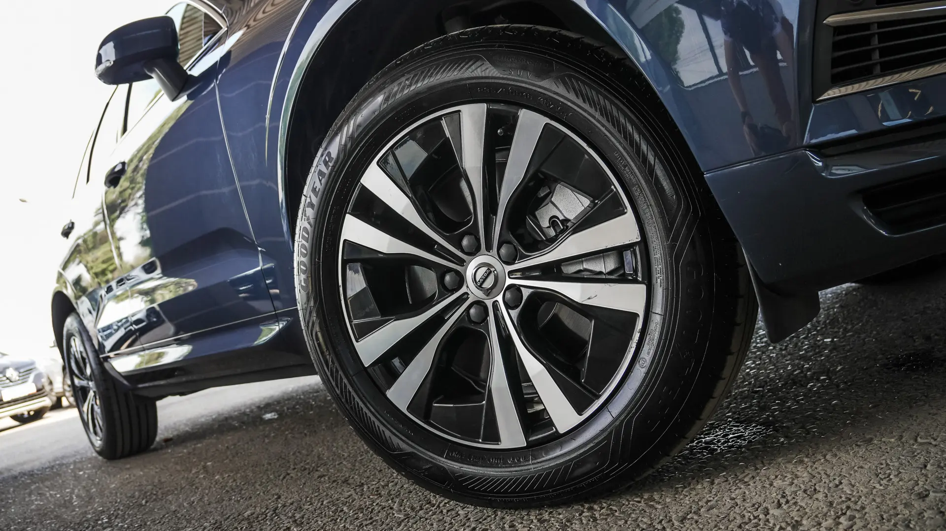 VOLVO XC60 T8 TWIN ENGINE AWD BUSSINES PLUS SPORT