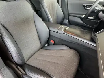 E 220 d Avantgarde PANORAMA+DISTRONIC+KAMERALED