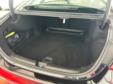 E 220 d Avantgarde PANORAMA+DISTRONIC+KAMERALED