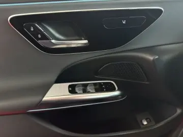 E 220 d Avantgarde PANORAMA+DISTRONIC+KAMERALED