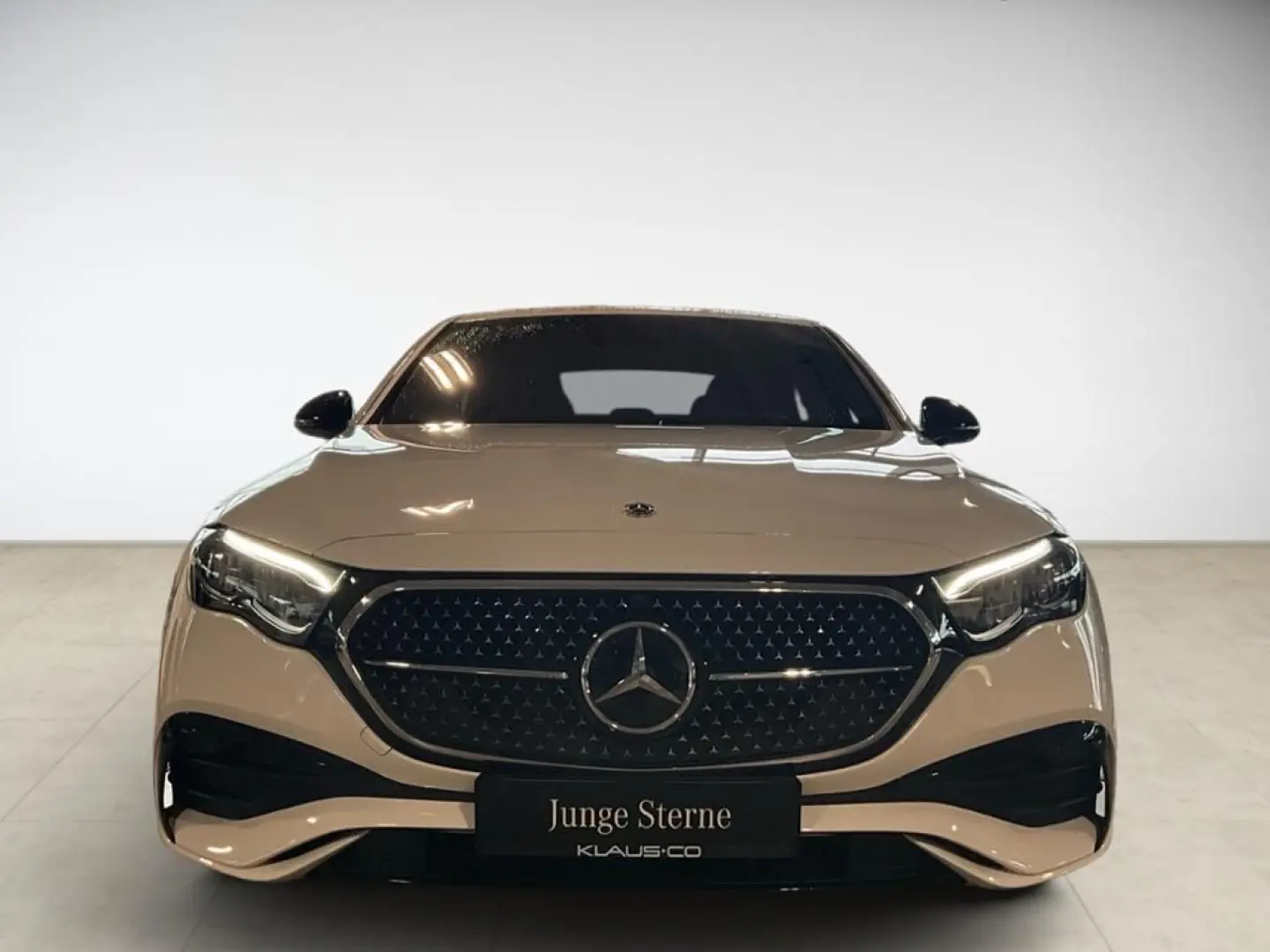 E 220 d Limousine Night S-Sitz ACC PDC SHZ LED