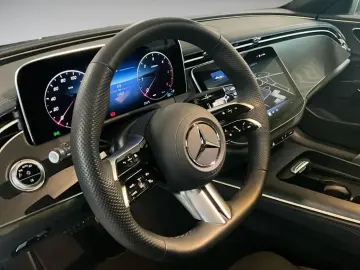 E 220 d Limousine Night S-Sitz ACC PDC SHZ LED