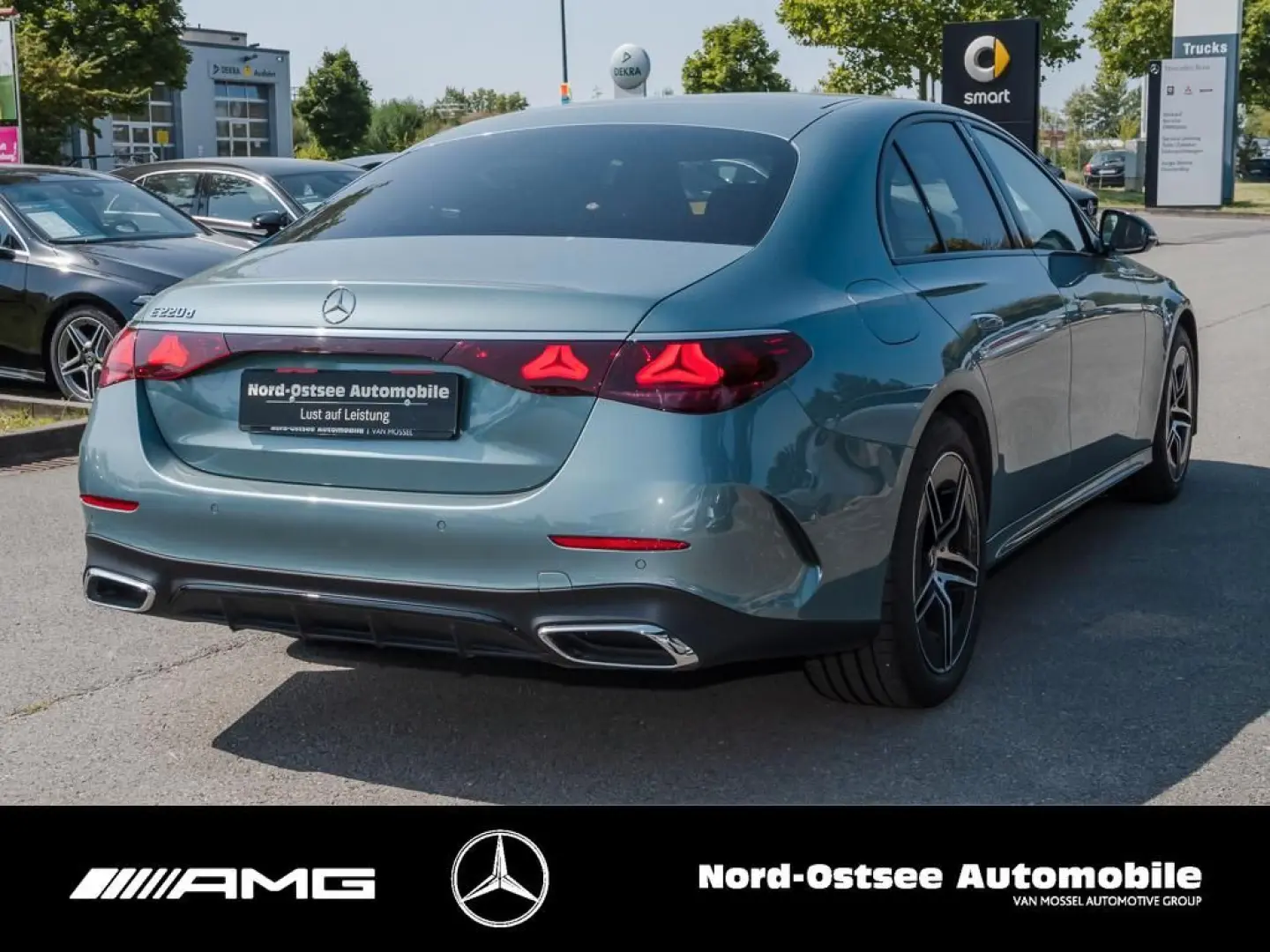 E 220 d AMG AHK NIGHT DISTRONIC SITZHZG KLIMA