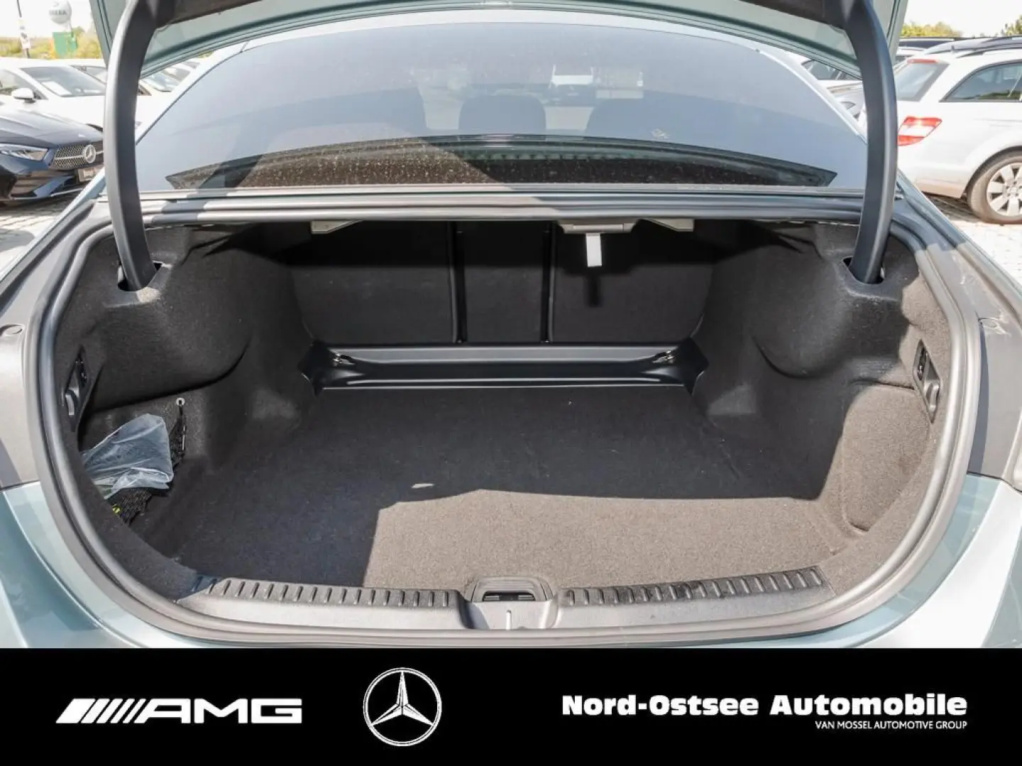 E 220 d AMG AHK NIGHT DISTRONIC SITZHZG KLIMA