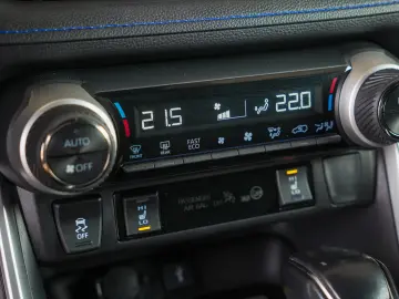 TOYOTA RAV4 AWD-i STYLE