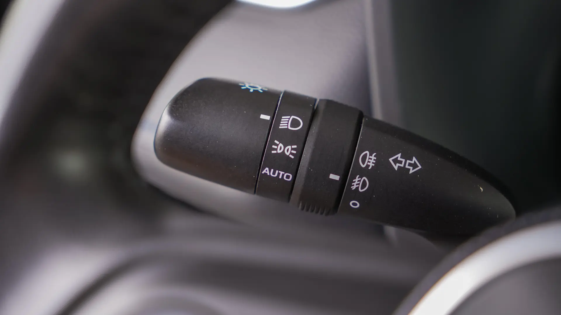 TOYOTA RAV4 AWD-i STYLE