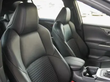 TOYOTA RAV4 AWD-i STYLE