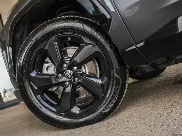 TOYOTA RAV4 AWD-i STYLE