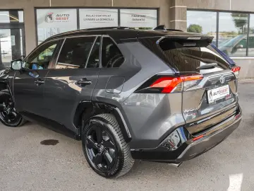 TOYOTA RAV4 AWD-i STYLE