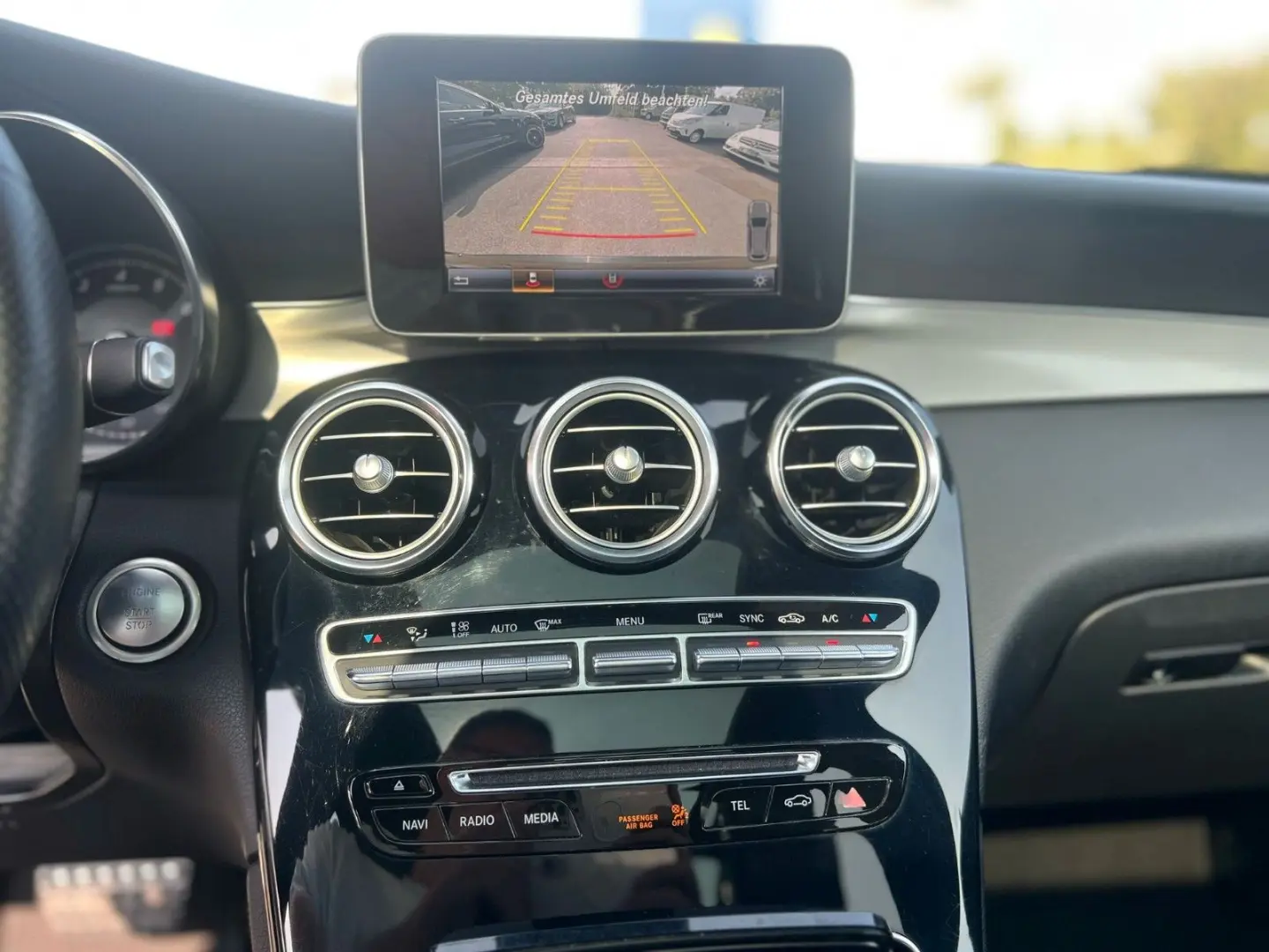 GLC 250 4Matic AMG-LINE SHZ RKAM KLIMA PANO 8FAC