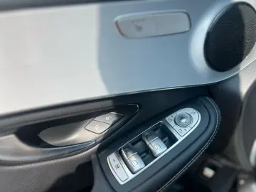 GLC 250 4Matic AMG-LINE SHZ RKAM KLIMA PANO 8FAC