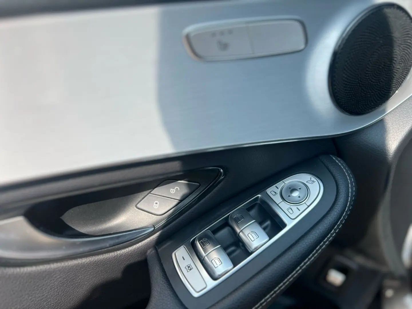 GLC 250 4Matic AMG-LINE SHZ RKAM KLIMA PANO 8FAC
