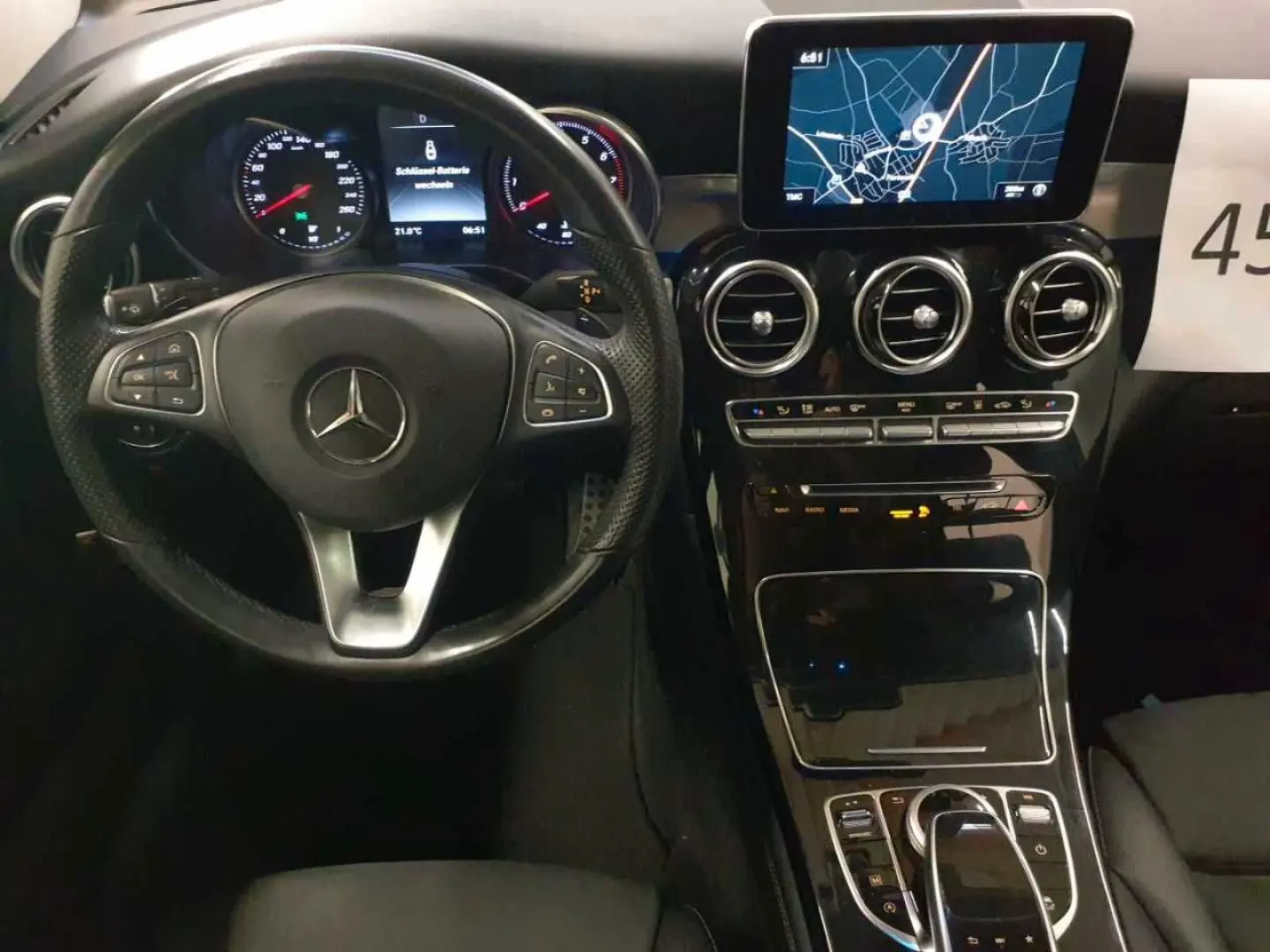 GLC 300 4M-AMG PANO StHz DIS AssiPL