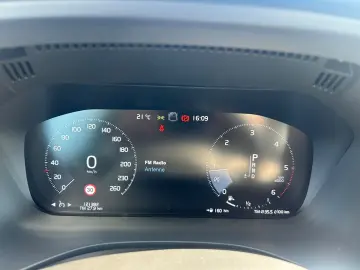 XC60 D4 Momentum