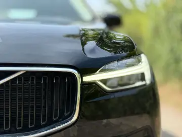 XC60 D4 Momentum Geartronic*PANO*LED*LEDER*