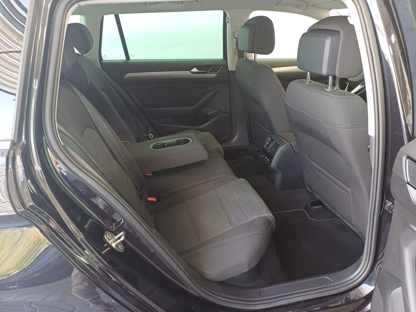 VW Passat Variant Business 2.0TDI 150CP DSG